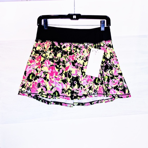 BNWT🌟RARE HARD TO FIND PRINT🌟LULULEMON PACE RIVAL SKIRT SIZE 4 REGULAR 12”CUTE - Picture 2 of 10